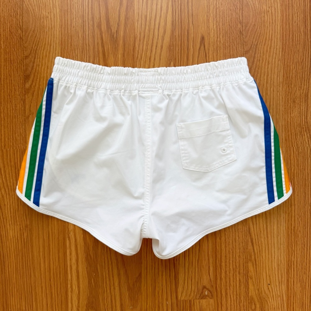 AVIATOR NATION WHITE ELASTIC WAIST 5 STRIPE FLEX BOARD SHORTS - Picture 4 of 8